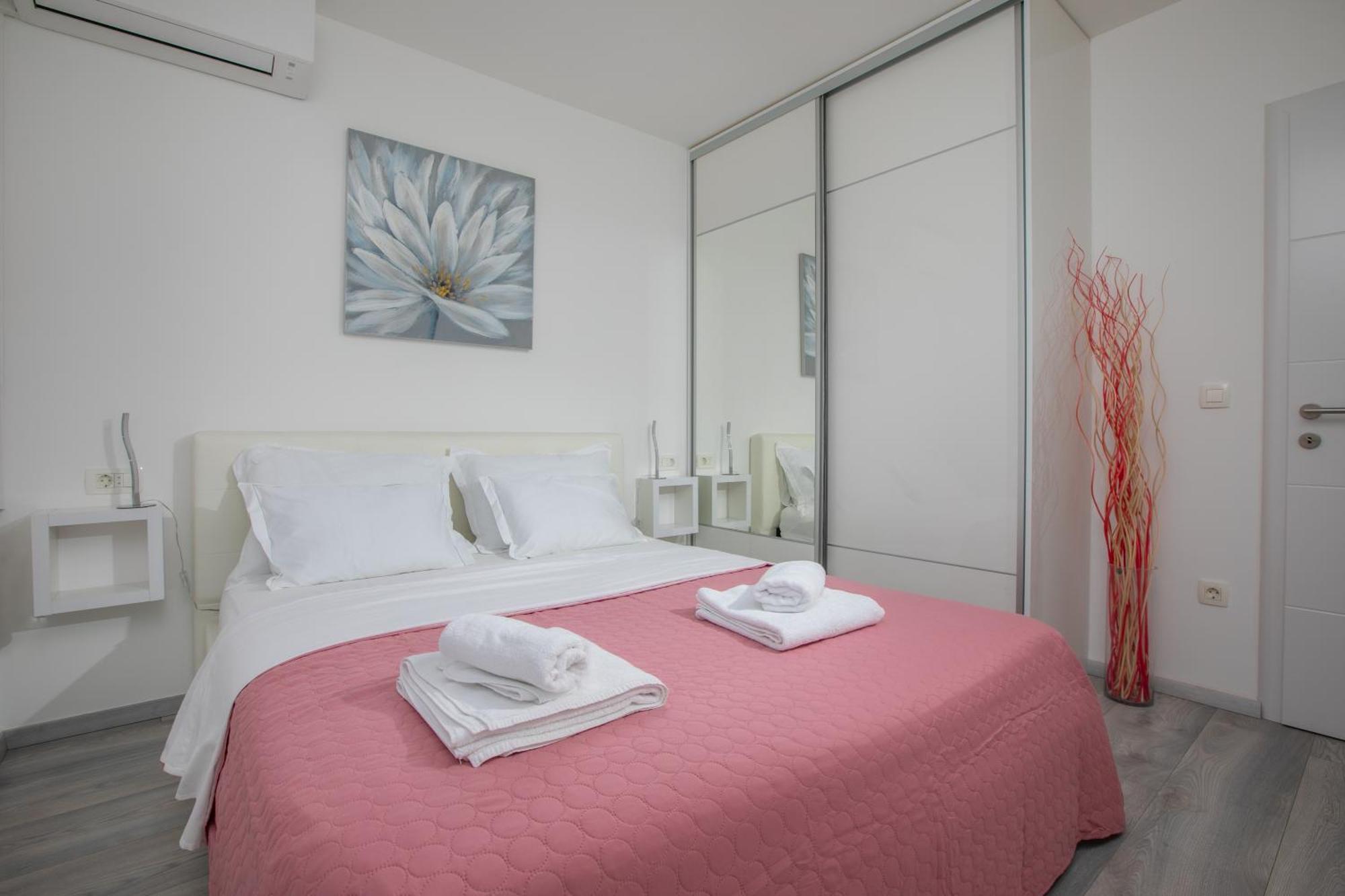 Sea View Apartments Dammi With Free Parking Makarska Exterior foto